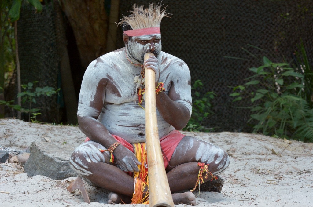 A  didgeridoo being played